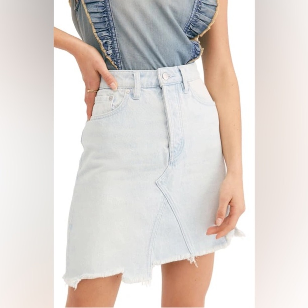 NWT Free people Tidal Wave Going Rogue Denim Mini Skirt size 27